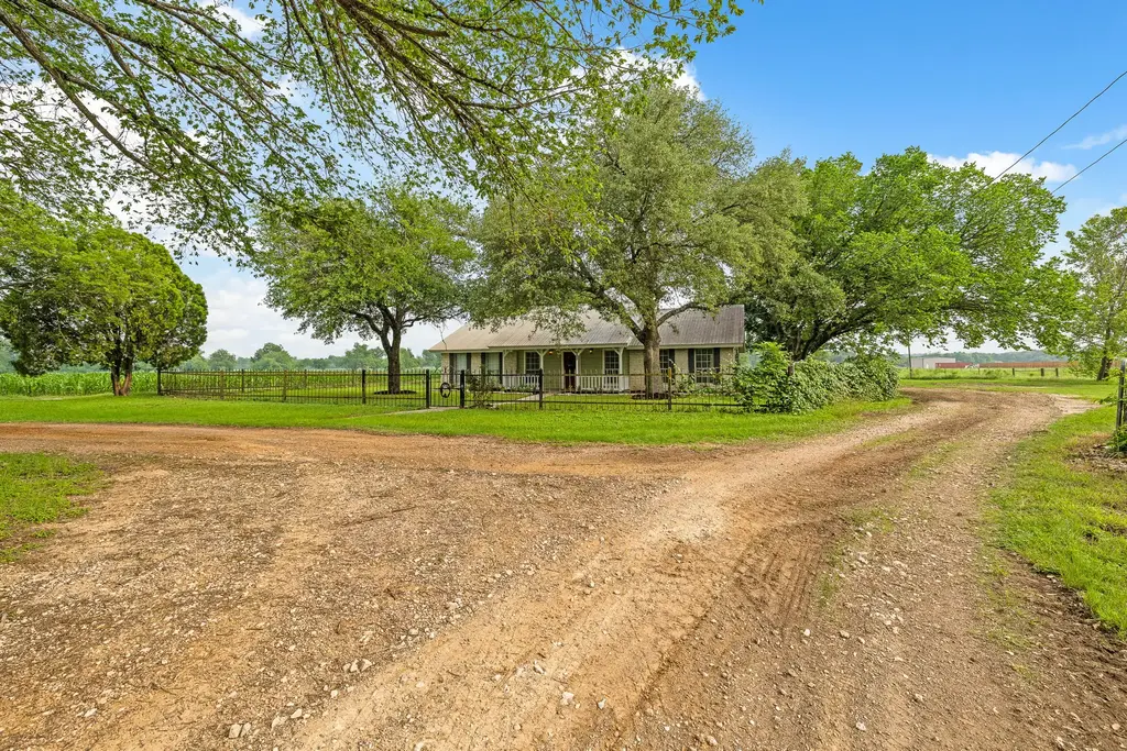 4265 County Road 123, Round Rock