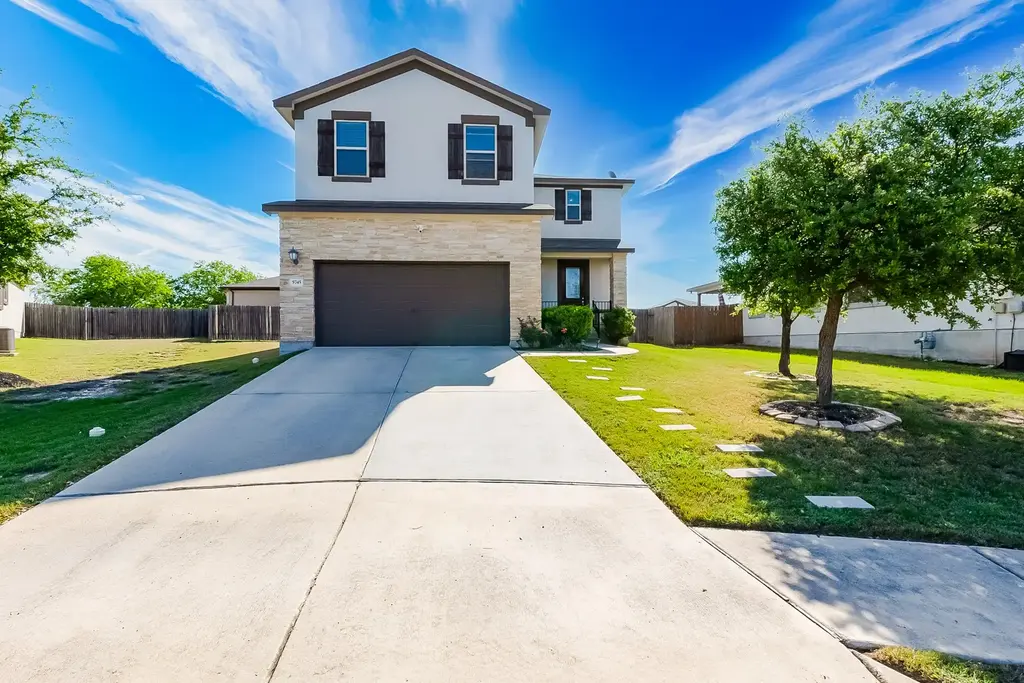 5745 Porano Circle, Round Rock