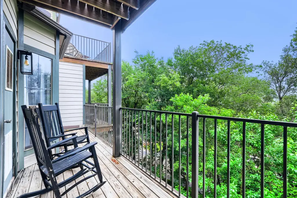 1741 Spyglass Drive 1-223, Austin