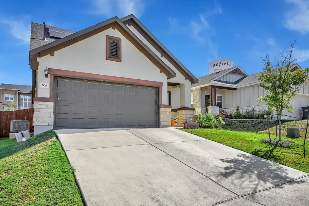305 Satsuma Drive, Buda