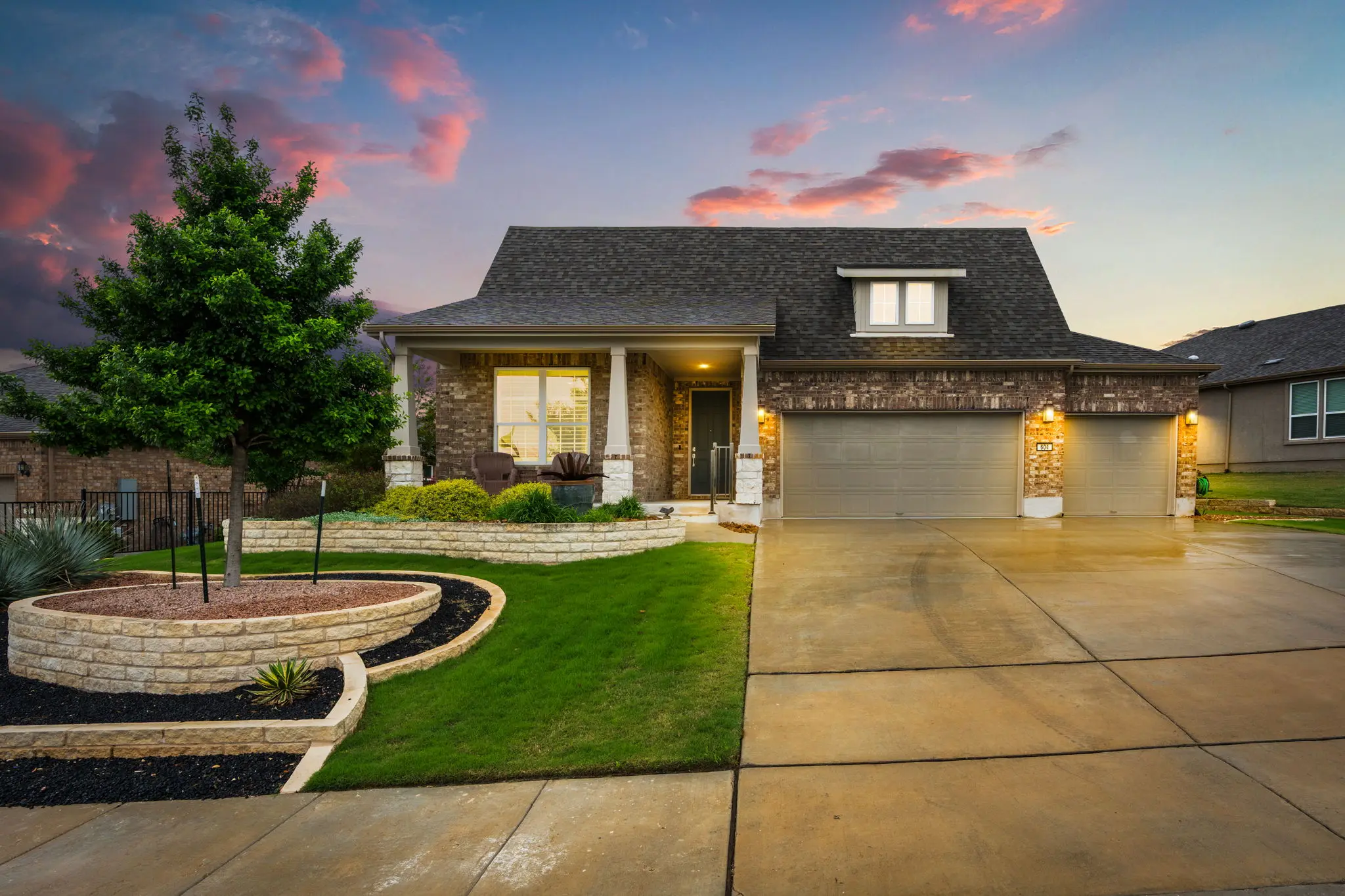 Photo of Listing #1491682
