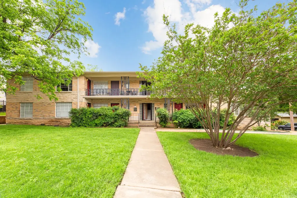 301 E 34th Street 107, Austin