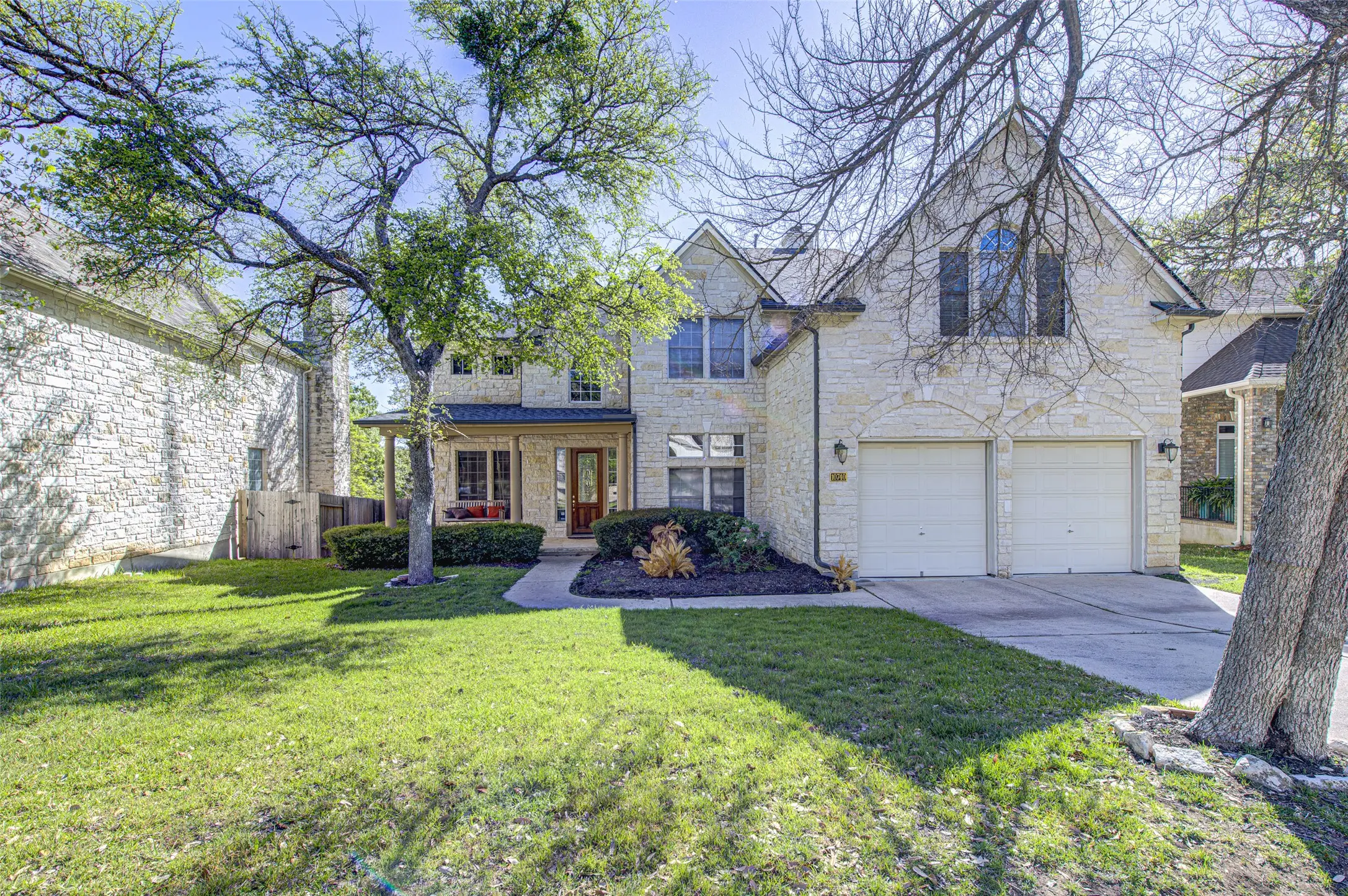 Photo of Listing #5911953