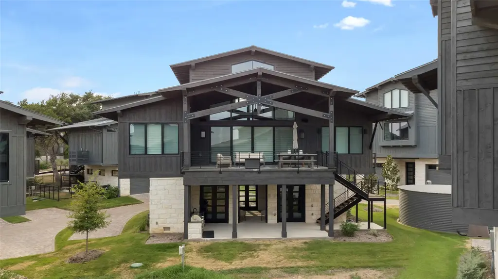 19216 Lost Tree Boulevard 8, Spicewood