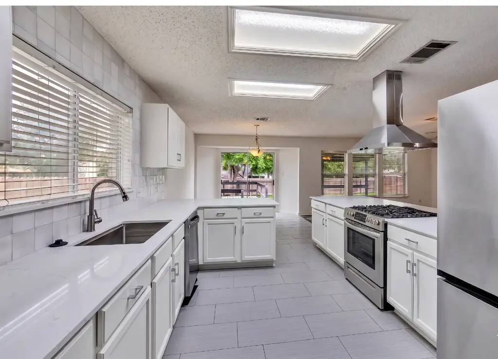 908 Dogwood Trail, Cedar Park