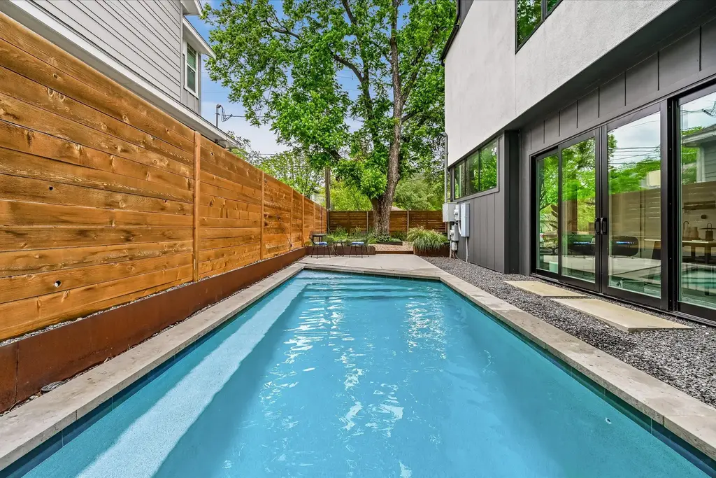 1903 Frazier Avenue A, Austin