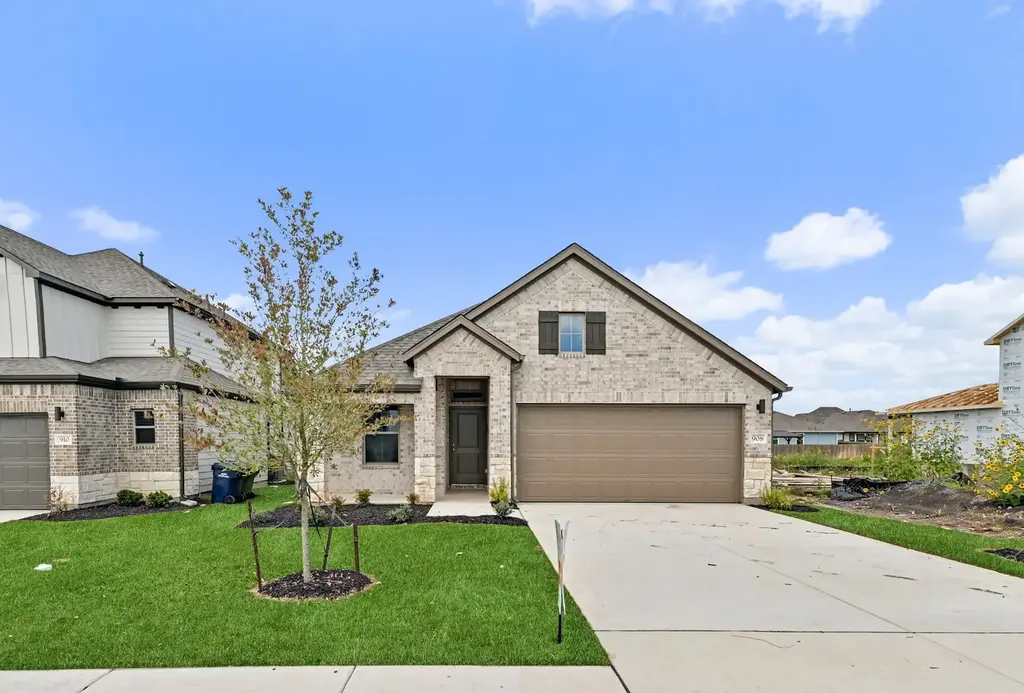 908 Universal Drive, Hutto