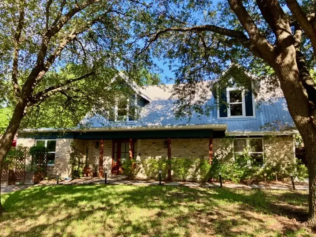 6809 Duquesne Drive, Austin