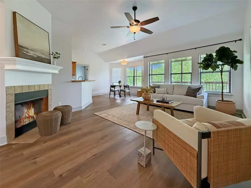 10102 Twin Lake Loop, Dripping Springs