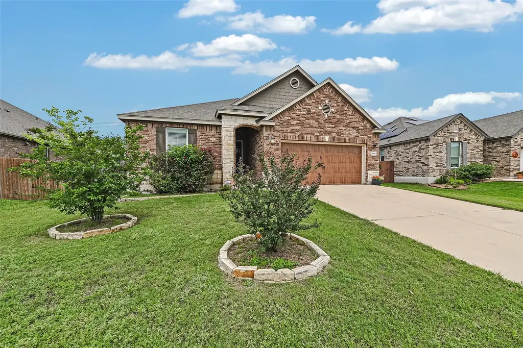 1008 Estes Park, Taylor