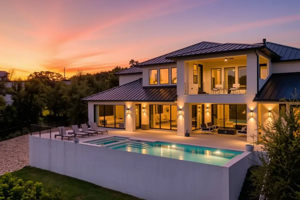 16118 Clara Van Street, Austin