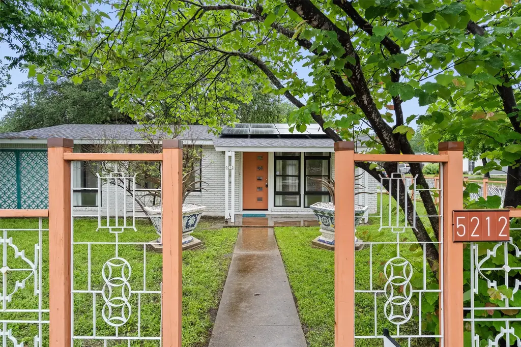 5212 Berkman Drive, Austin