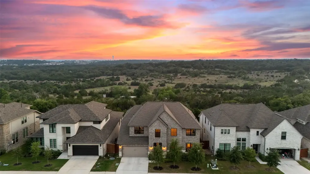 17604 Hattie Trace Trace, Austin