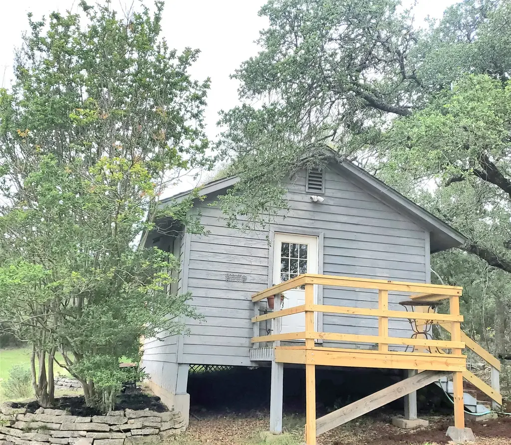 1052 Hidden Hills Drive Casita / Back House, Dripping Springs