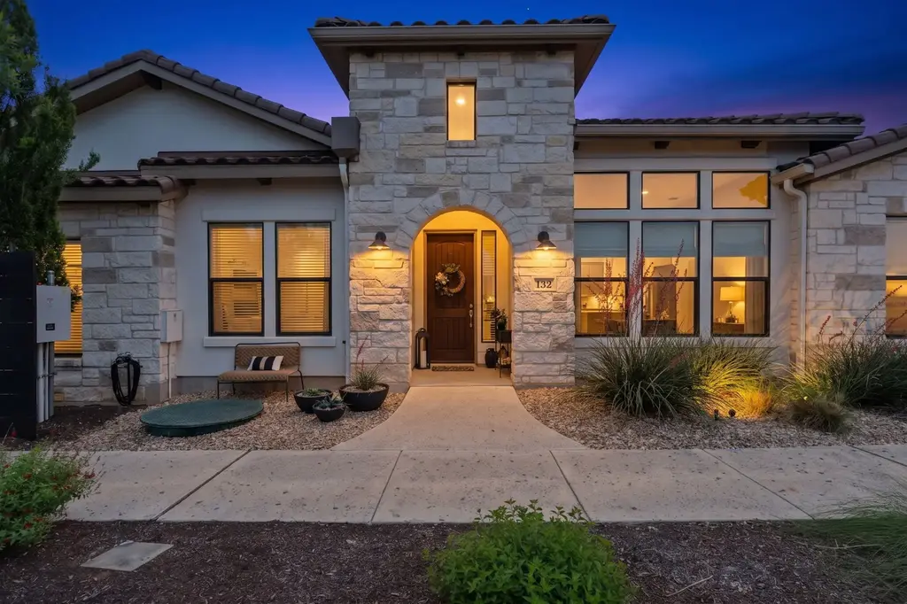132 Rivalto Drive, Horseshoe Bay