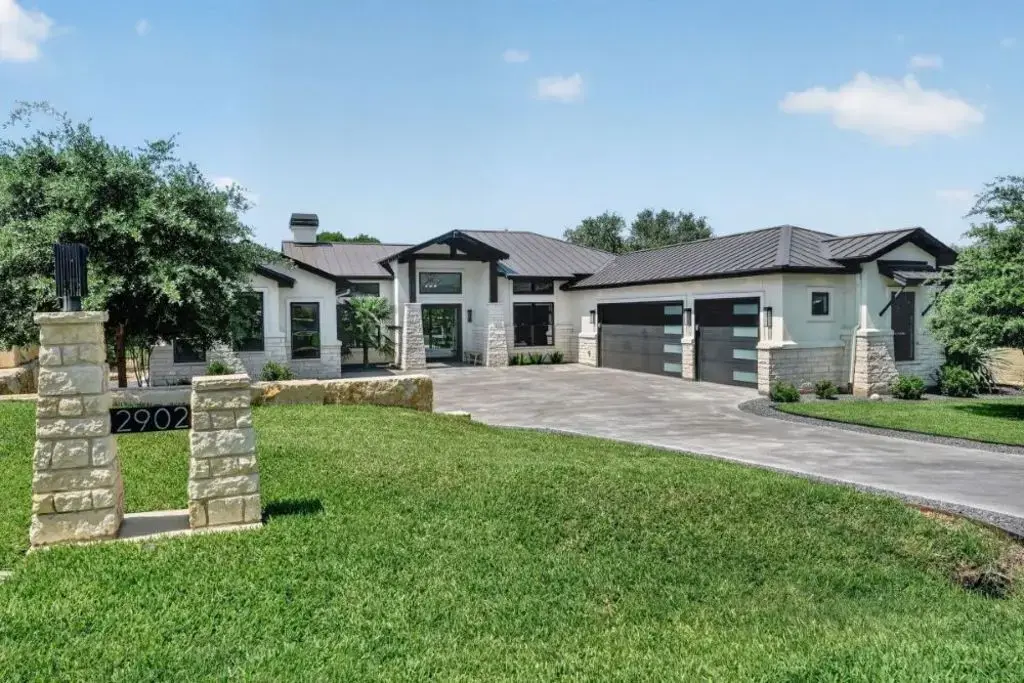2902 Bay West Boulevard, Horseshoe Bay