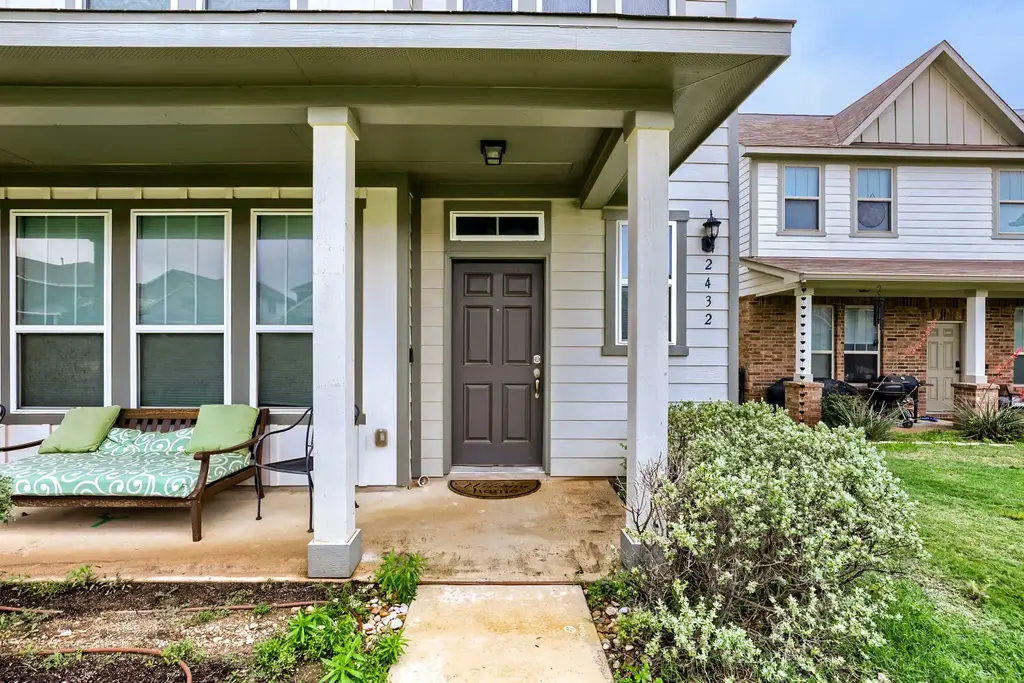 2432 Berryville Lane, Leander