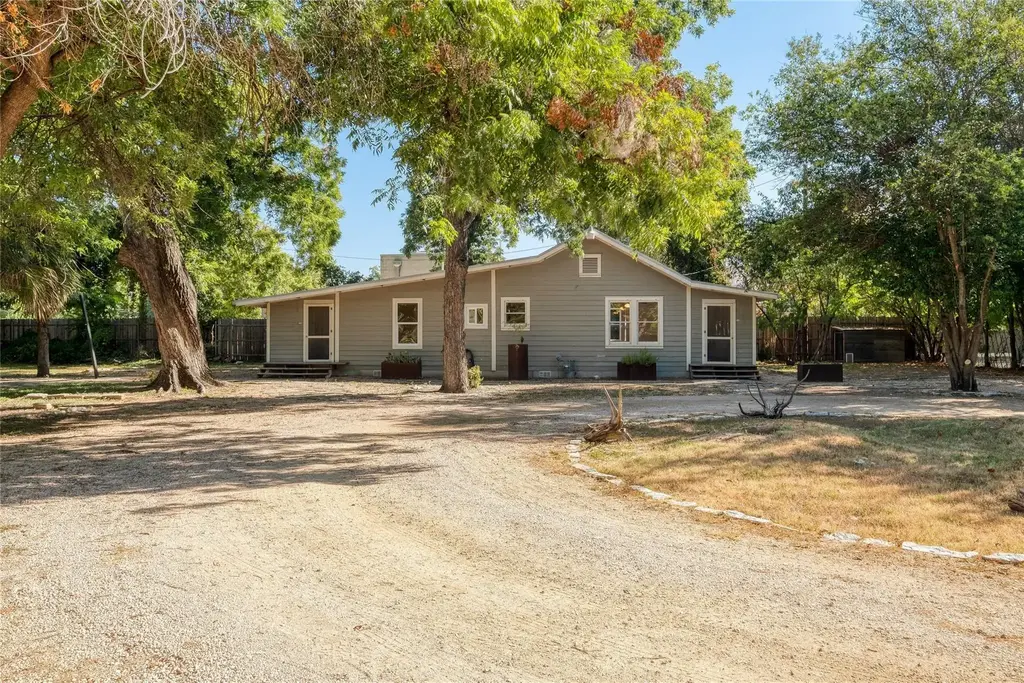712 Nowotny Lane, Austin