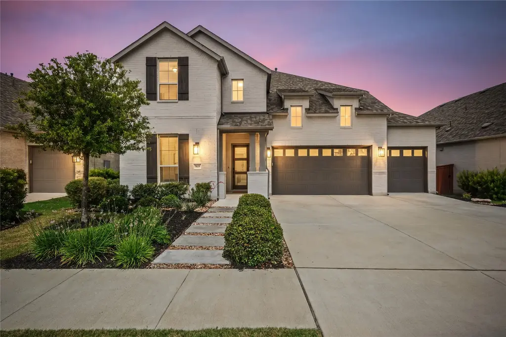 1021 Mollie Mcbride Lane, Leander