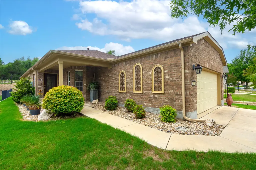 824 Salado Creek Lane, Georgetown