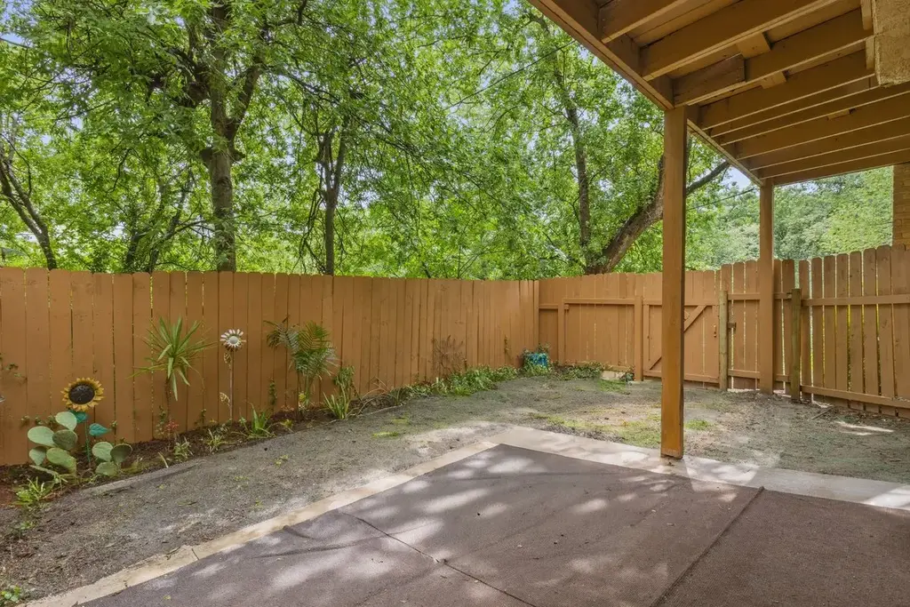 6405 Chimney Creek Circle B, Austin