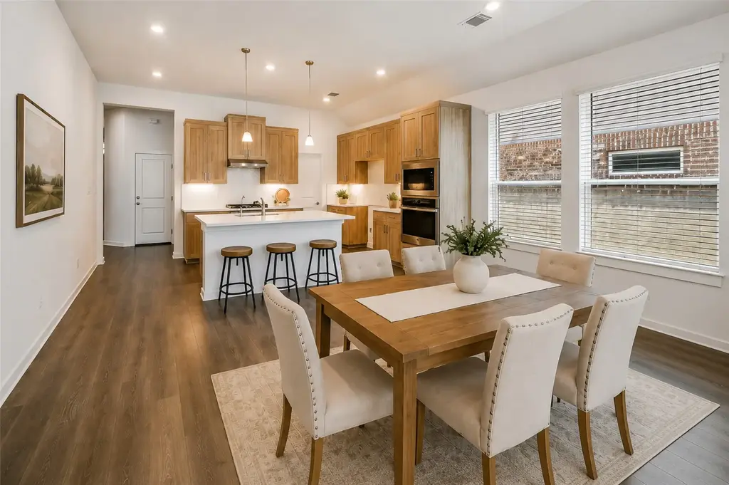 205 Wingstem Way, Georgetown