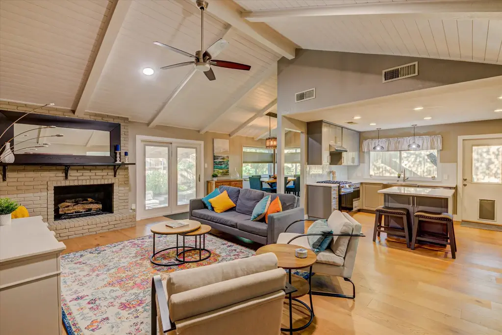 2713 Bryonhall Drive, Austin