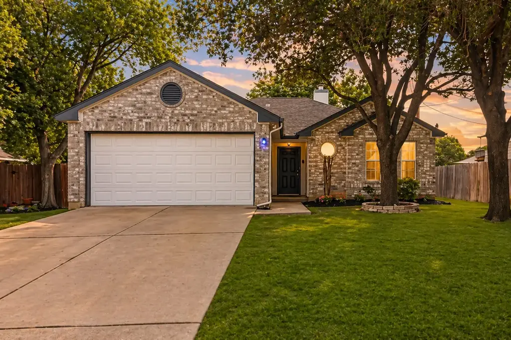 2343 Wright Circle, Round Rock
