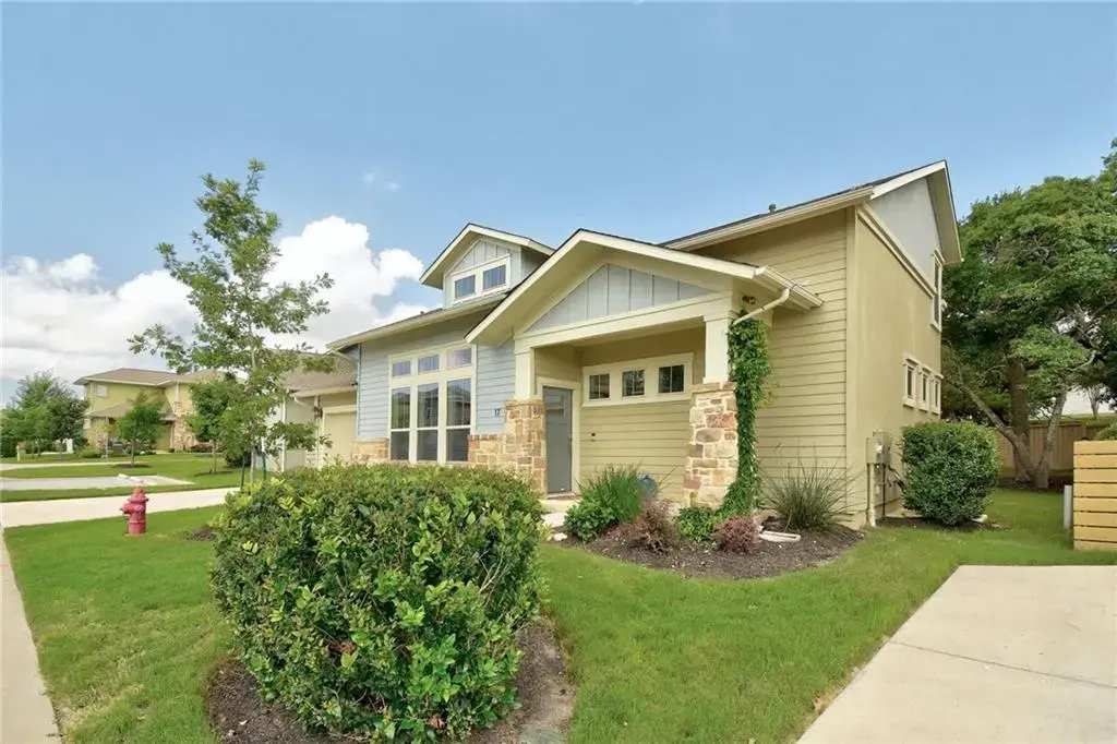 710 Arrow Point Drive 17, Cedar Park
