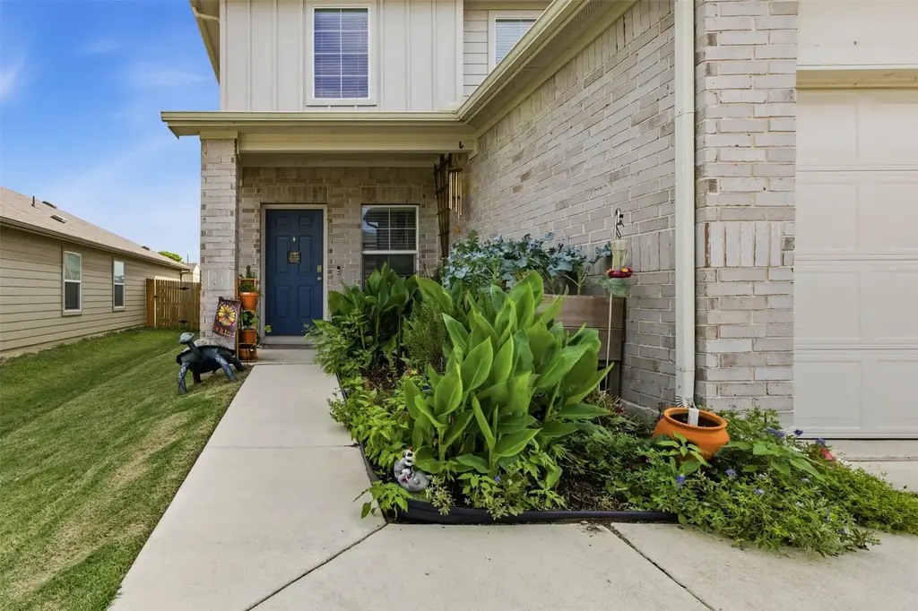 19017 Romano Drive, Elgin