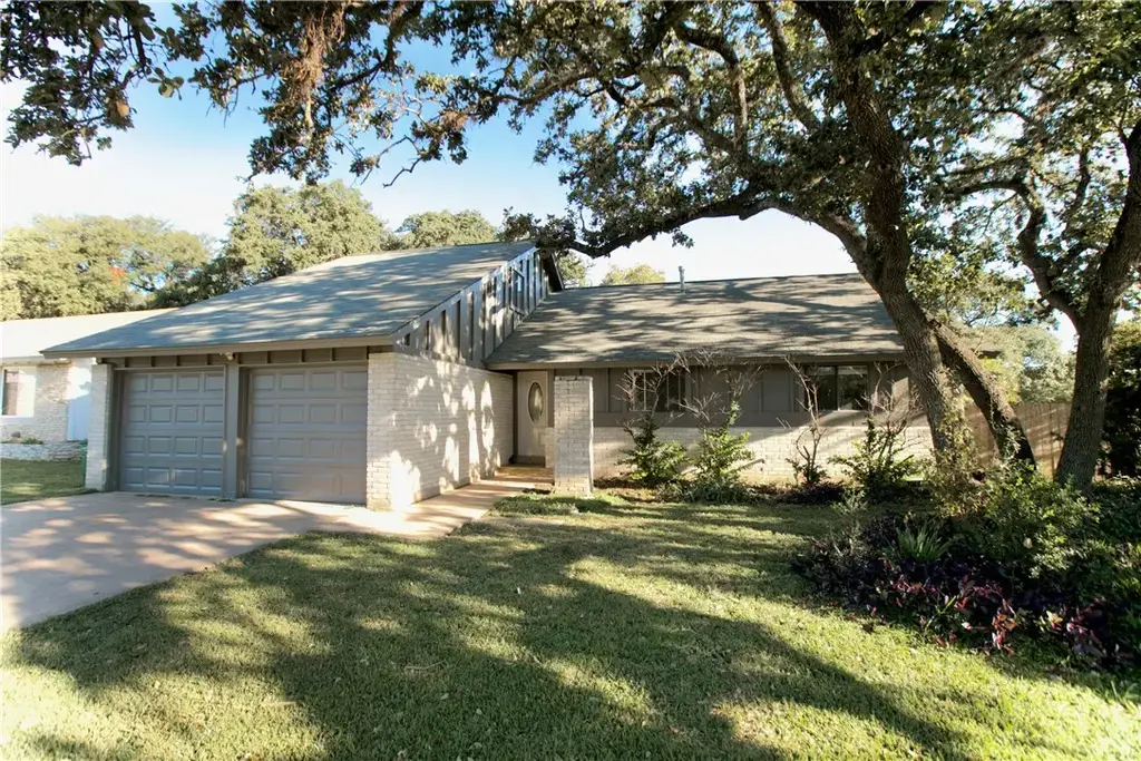 4700 Running Deer Drive, Austin