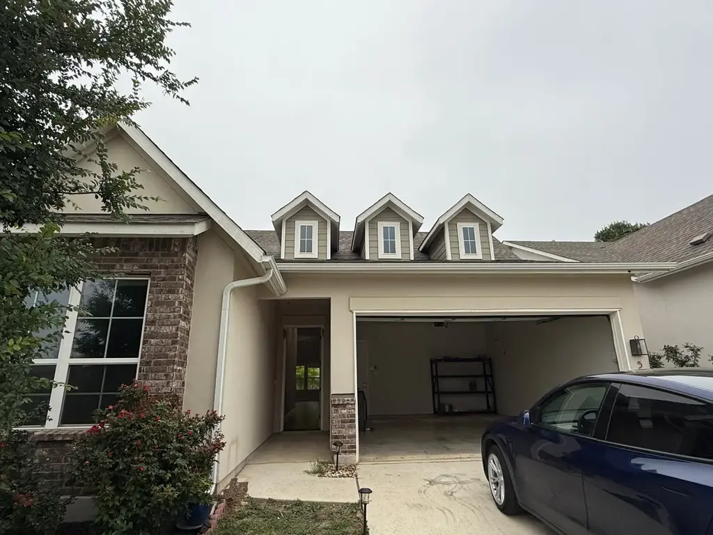 601 C-bar Ranch Trail 5, Cedar Park