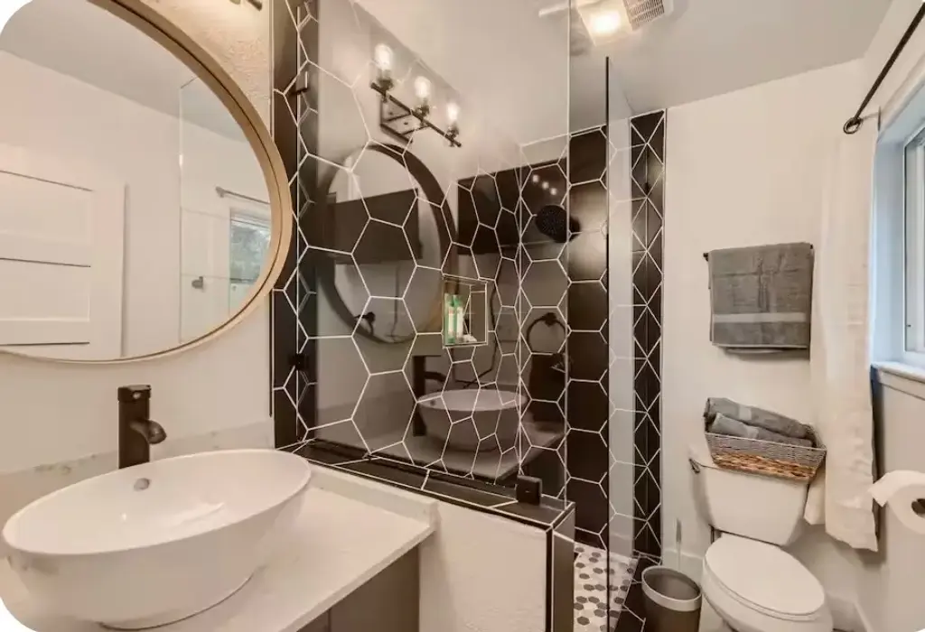5236 Meadow Creek Drive, Austin