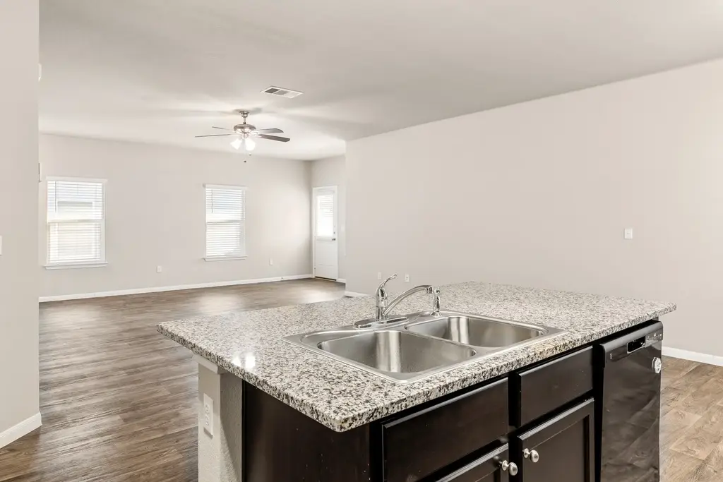 365 Cibolo Creek Drive, Kyle