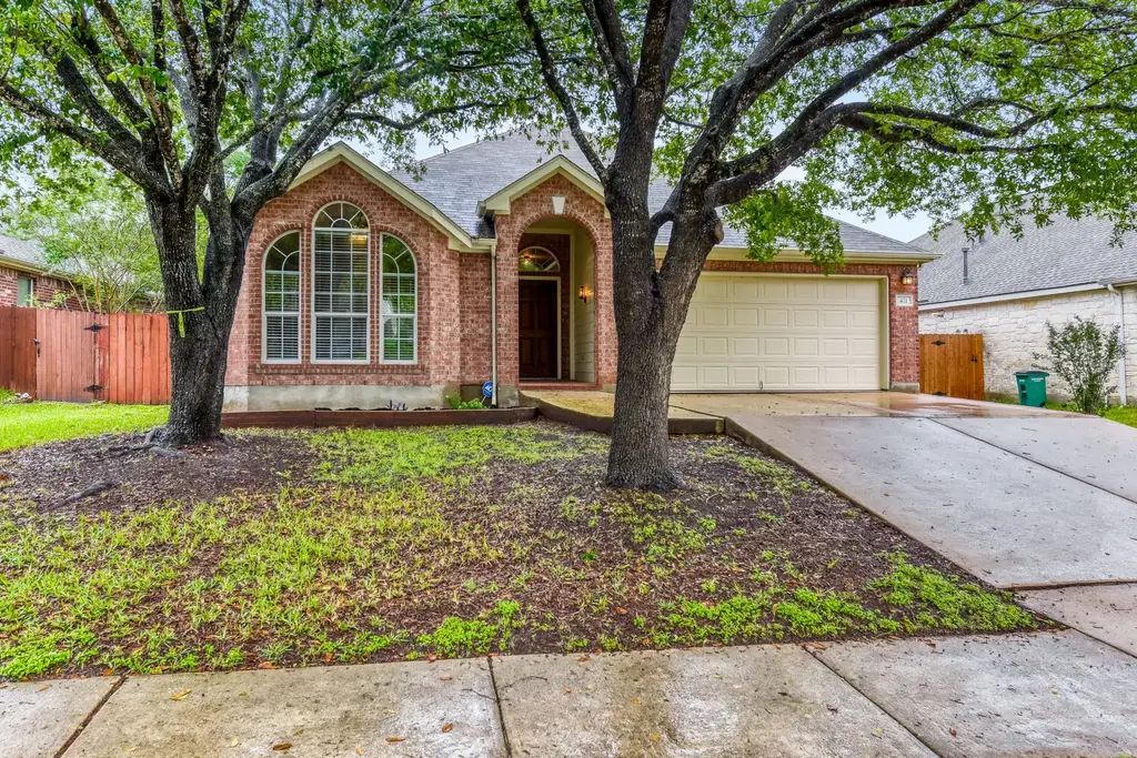 421 Racetrack Drive, Austin