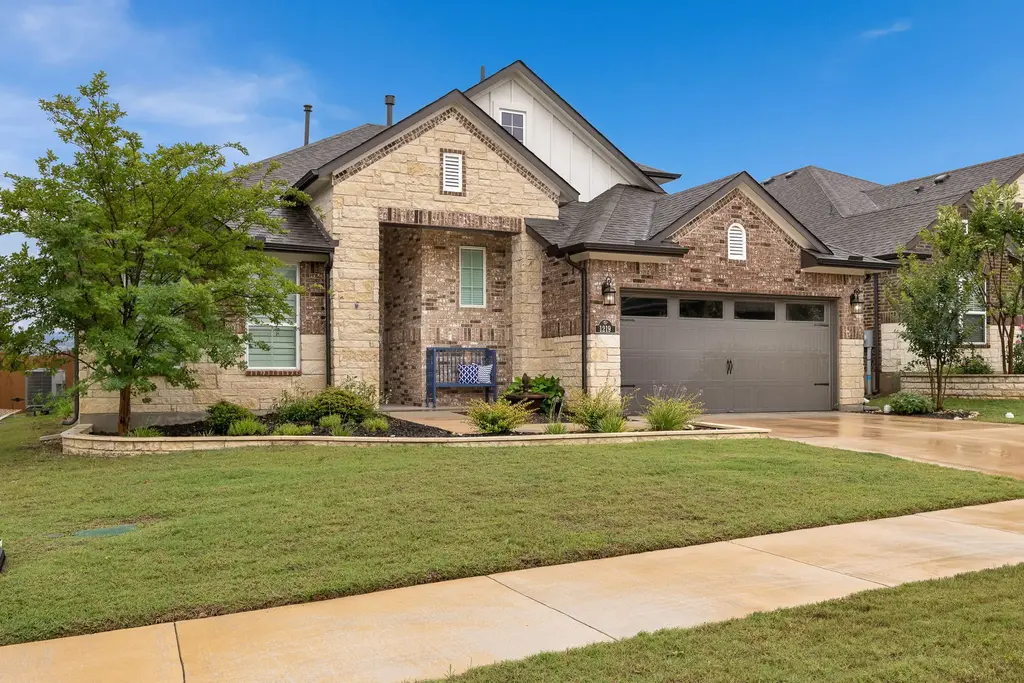 1219 Leaning Oak Lane, Georgetown