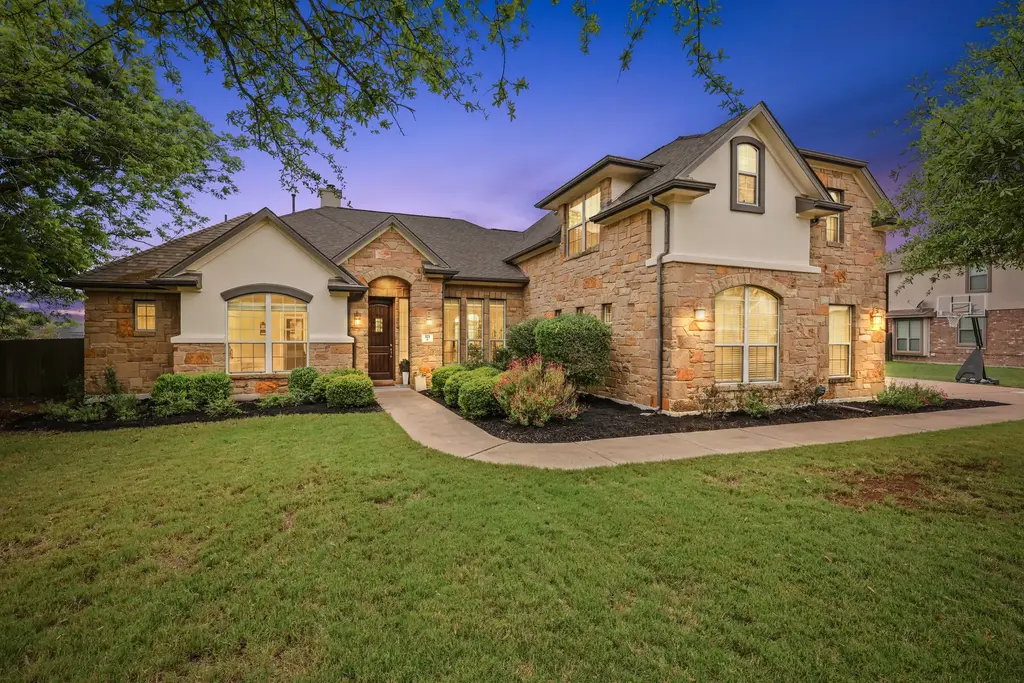 371 Stoney Point Road, Austin