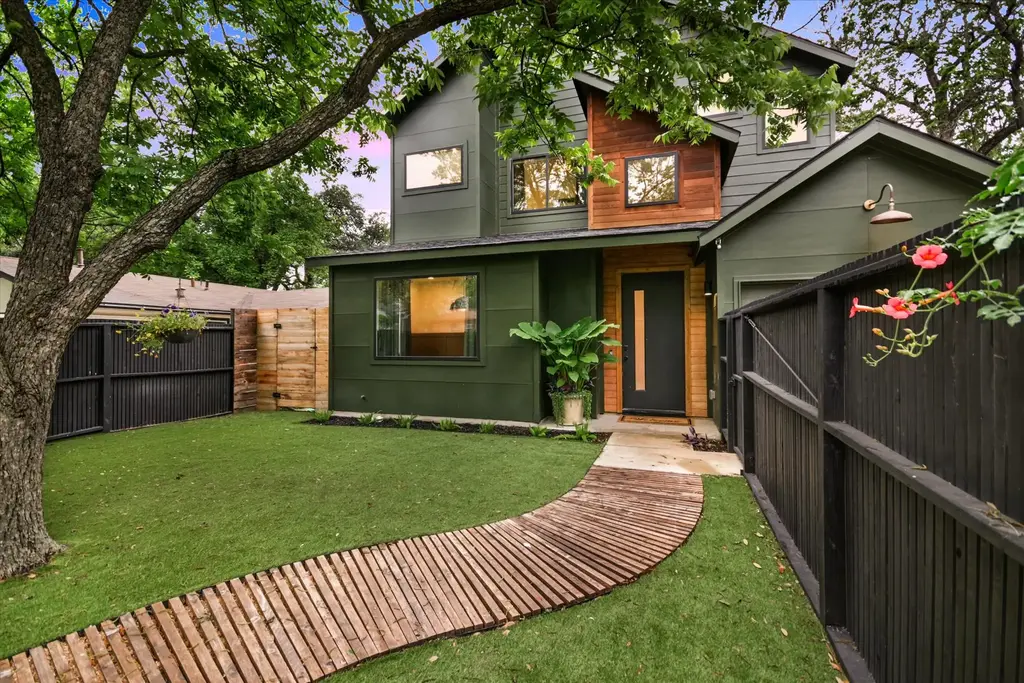 2806 Brinwood Avenue, Austin