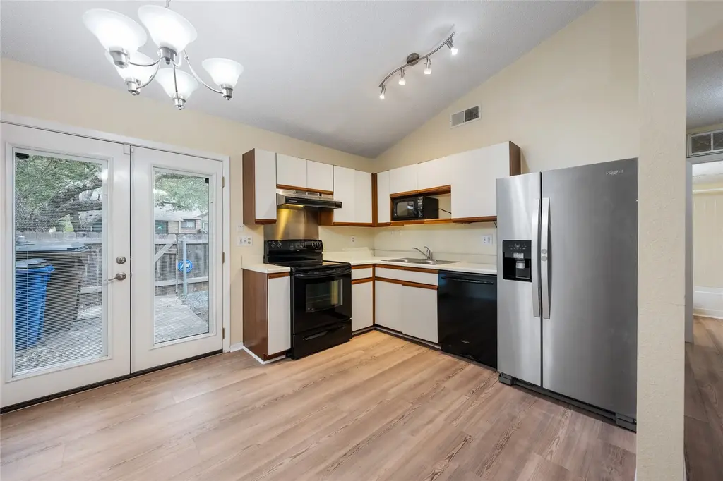1015 E Yager Lane 41, Austin
