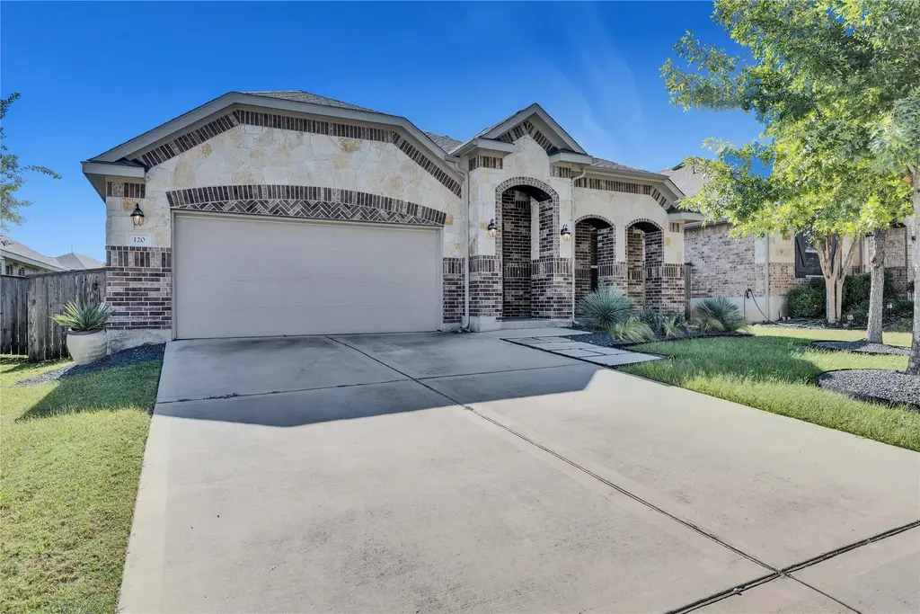 120 Lily Turf Cove, Georgetown