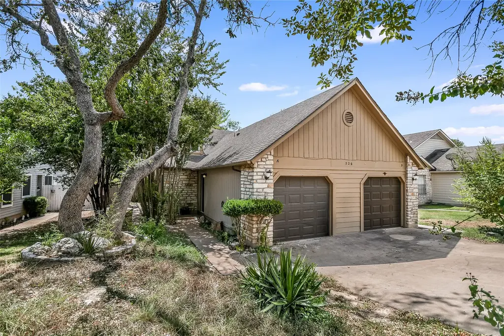526 Cutty Trail A, Lakeway