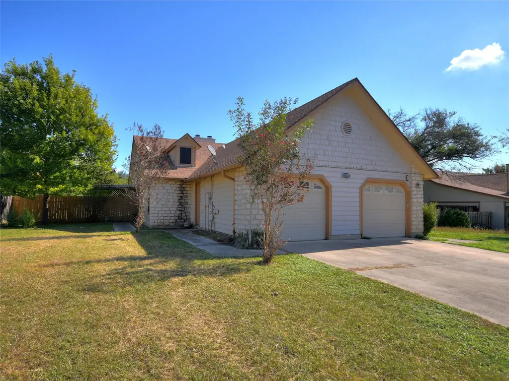 415 Fantail Loop A, Austin