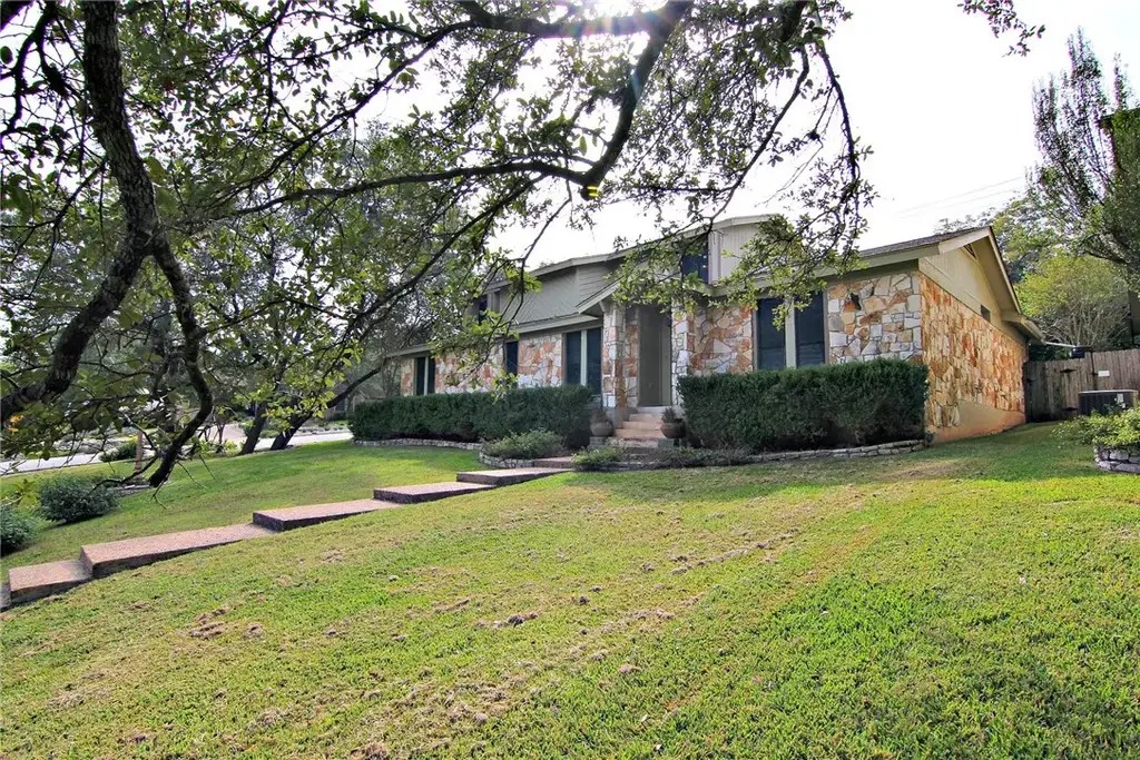 6601 Colina Lane, Austin
