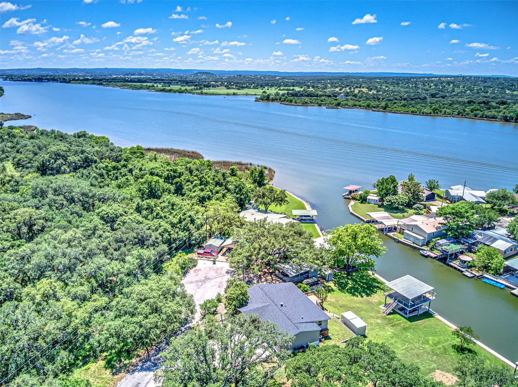 702 Liveoak Road, Kingsland