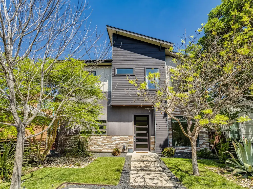 812 W Live Oak Street, Austin