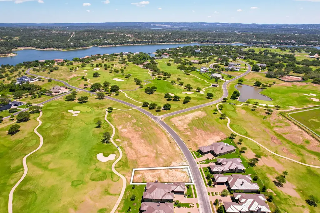 2400 Kahala Sunset Drive, Spicewood
