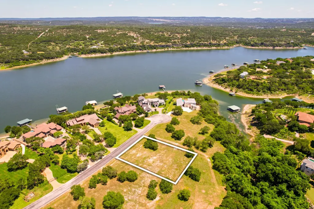 3417 Kahala Sunset Drive, Spicewood