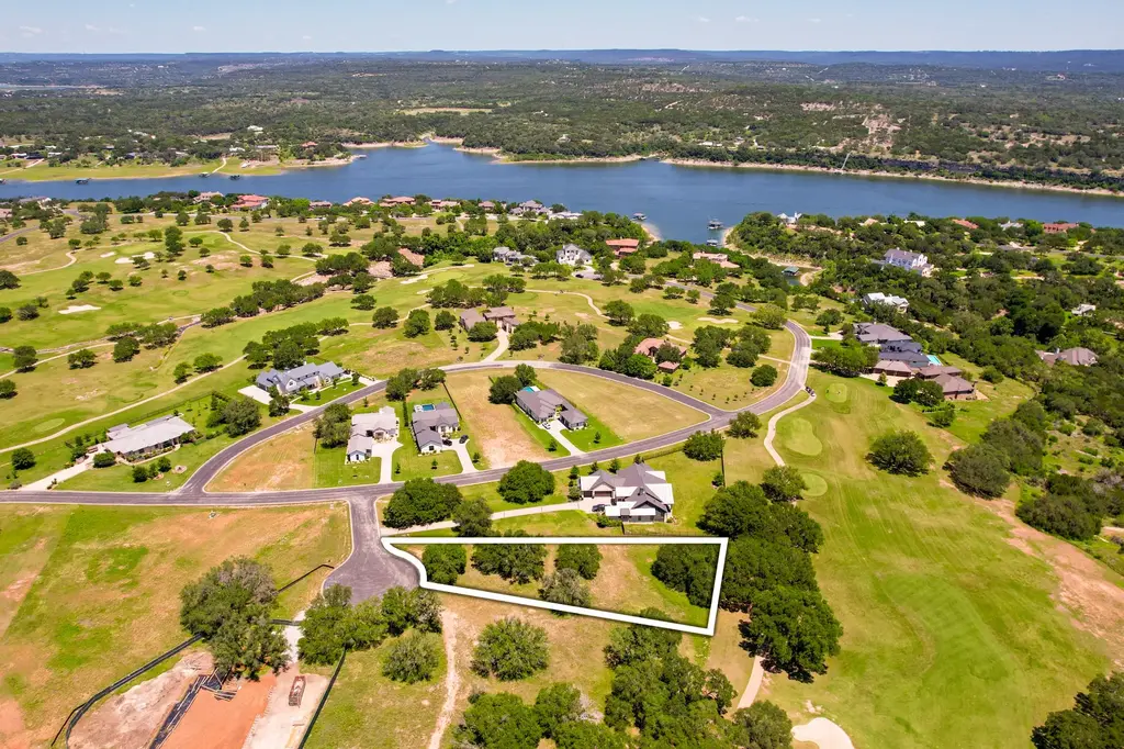 2703 Stableford Court, Spicewood