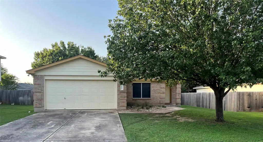 199 Tristans Way, Buda