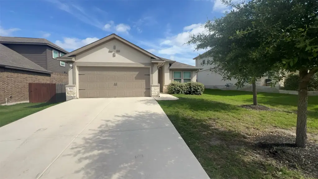 5828 S Bianca Drive, Round Rock